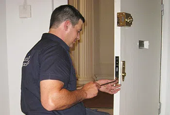 Colorado Springs Master Locksmith Colorado Springs, CO 719-208-3258 - locksmith-10